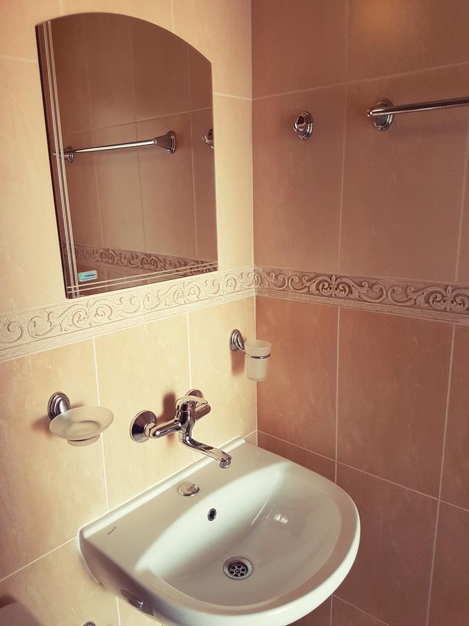 Guest House Saint Apostol Nesebar Exteriör bild