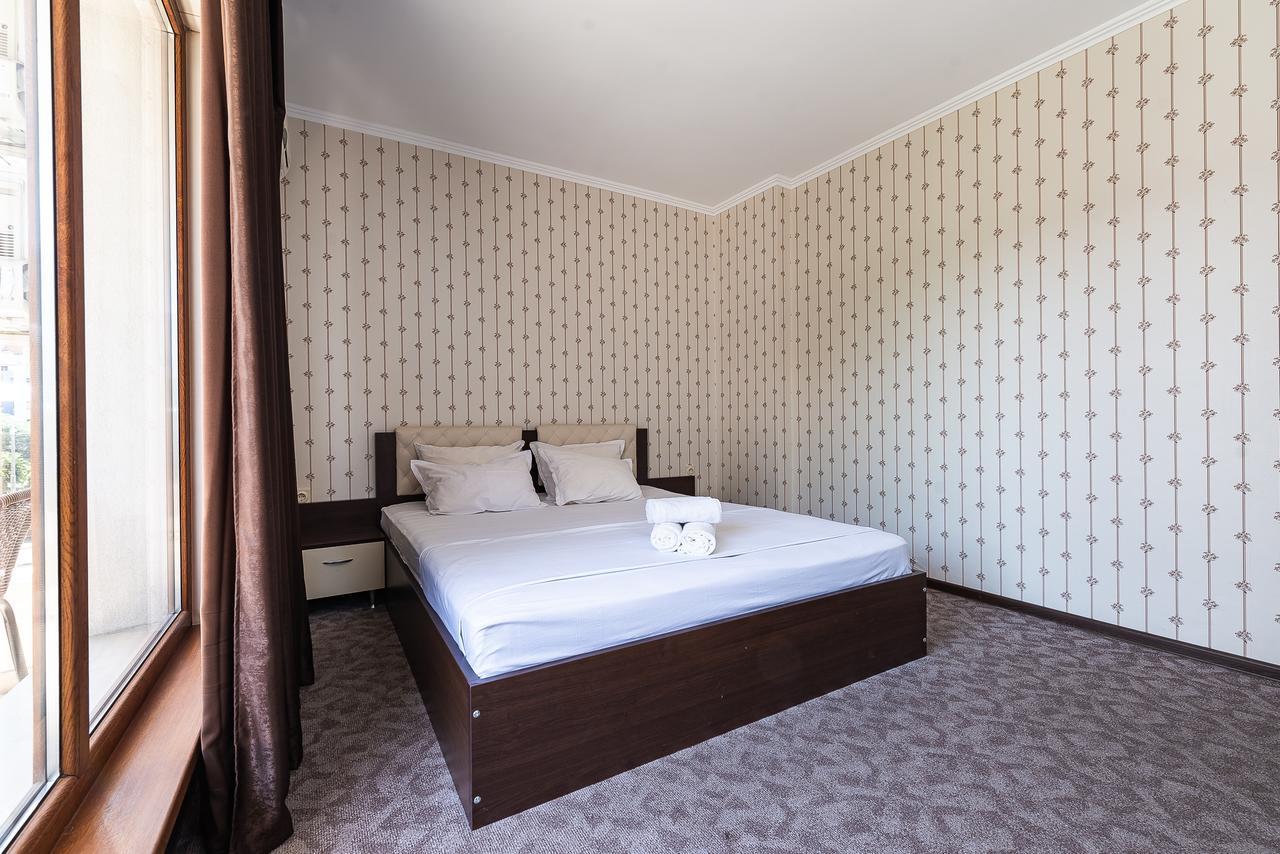 Guest House Saint Apostol Nesebar Exteriör bild