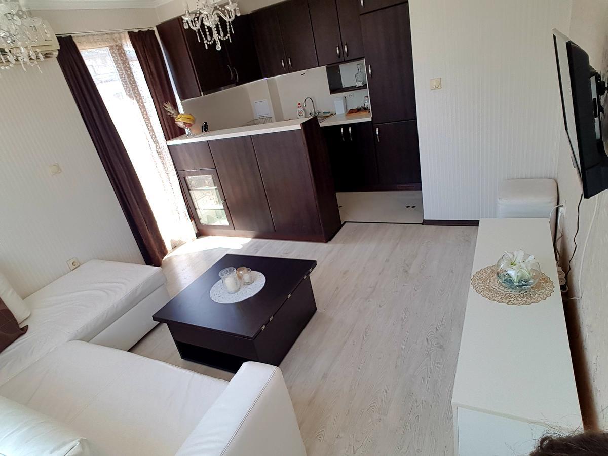 Guest House Saint Apostol Nesebar Exteriör bild